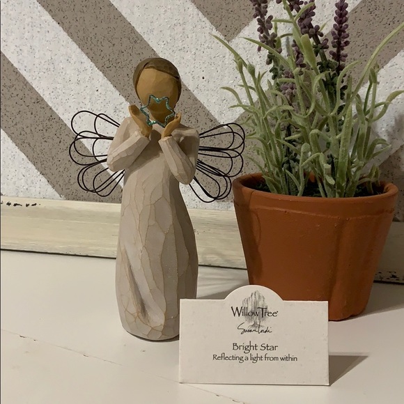 Willow Tree Angel- Bright Star 🌟 - Picture 1 of 5
